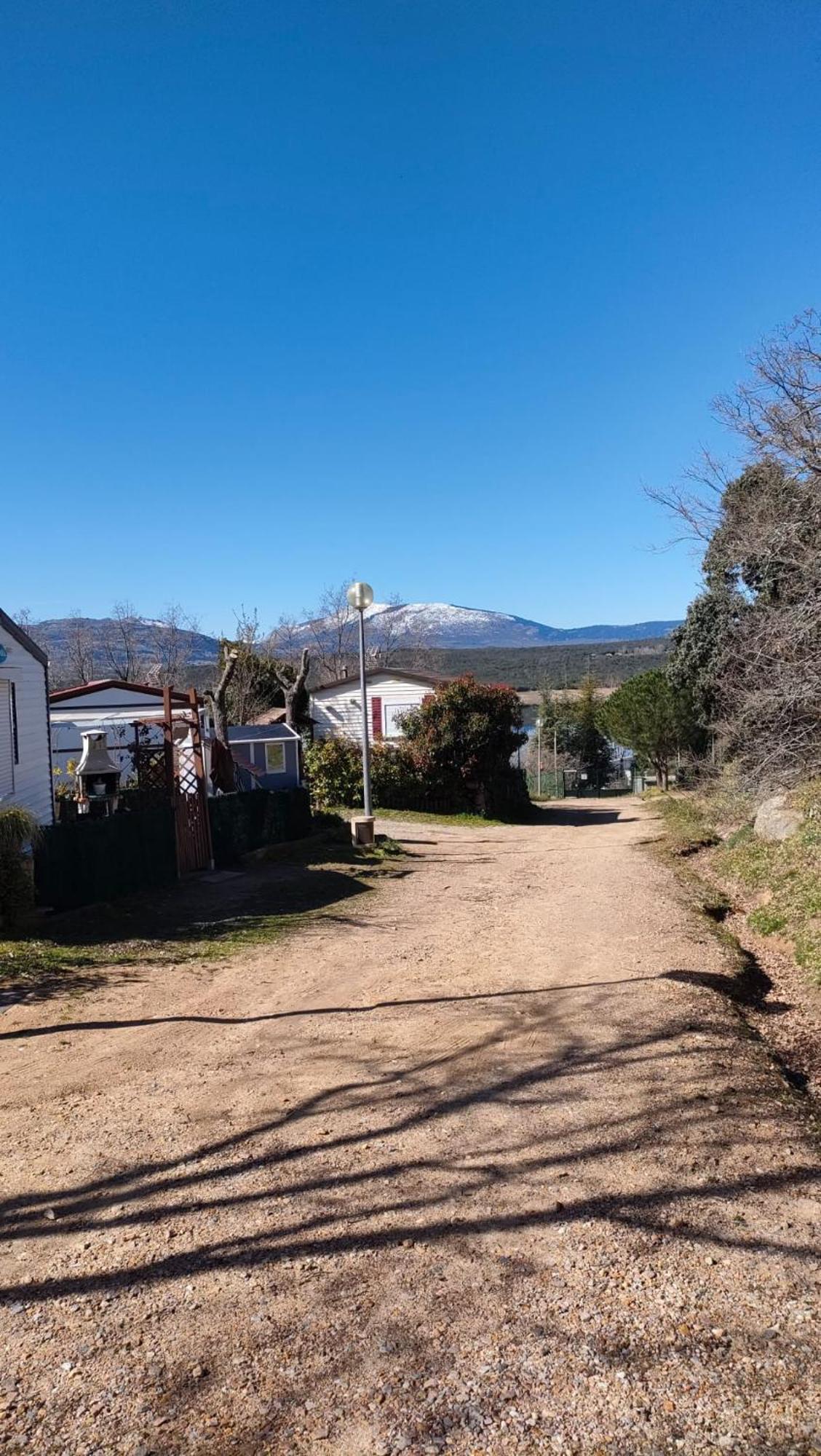 Camping De Cervera De Buitrago 外观 照片