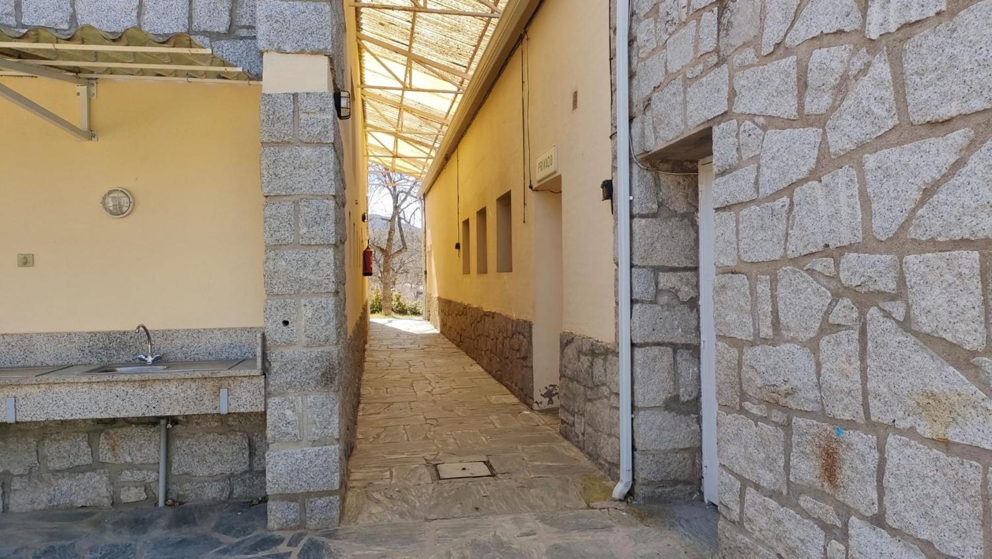 Camping De Cervera De Buitrago 外观 照片