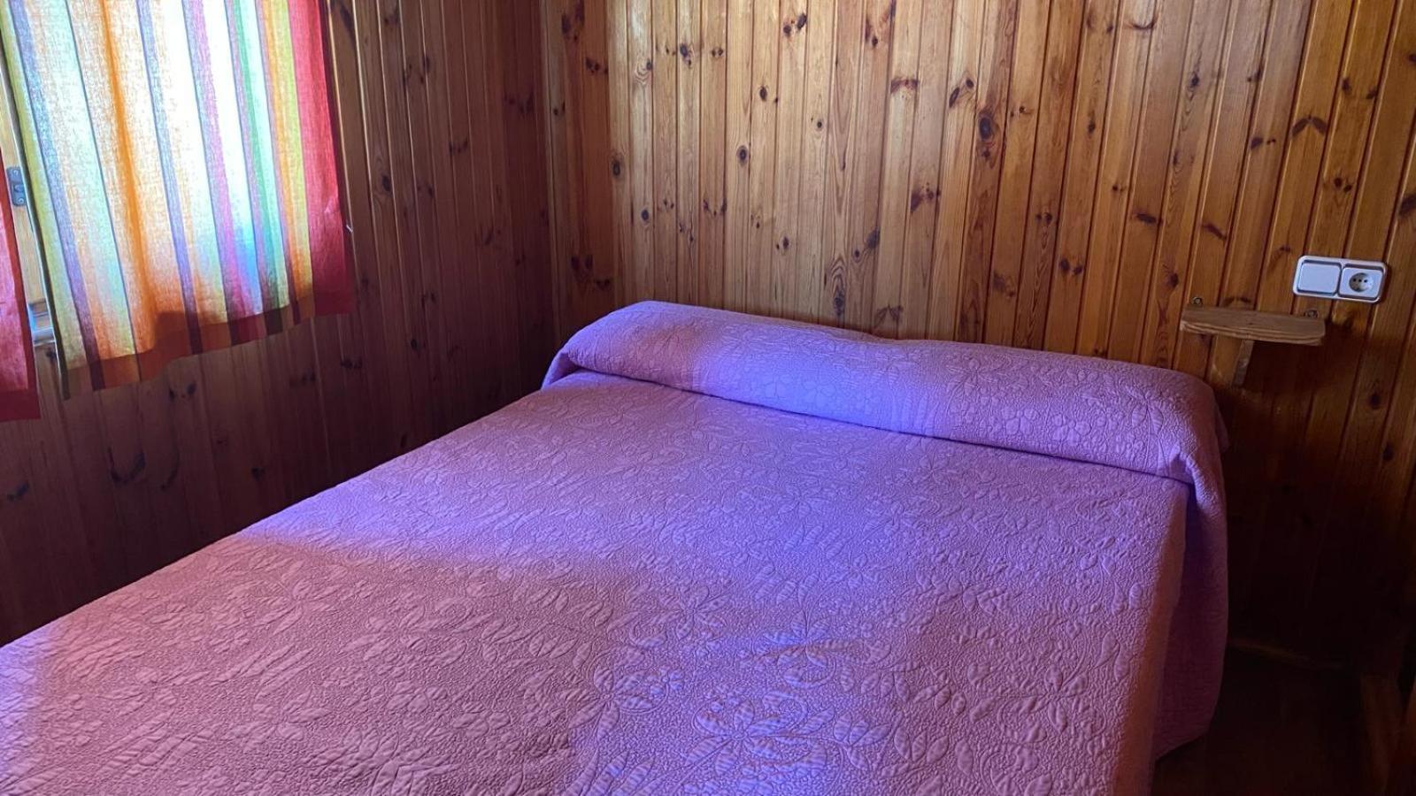 Camping De Cervera De Buitrago 外观 照片