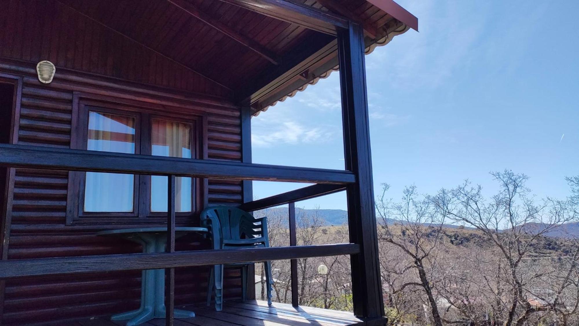 Camping De Cervera De Buitrago 外观 照片
