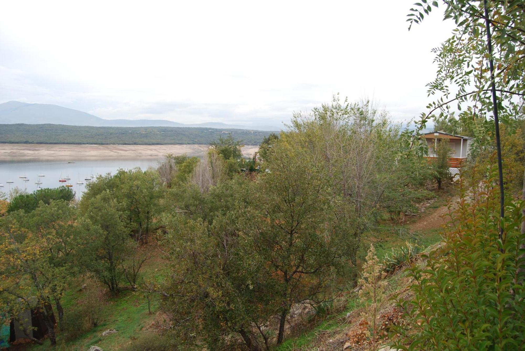 Camping De Cervera De Buitrago 外观 照片